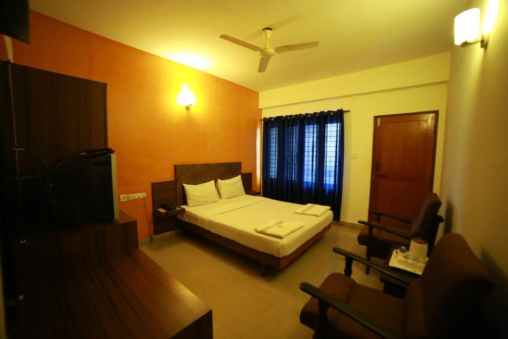 Qik Stay @ S.K. Continental Mysore Εξωτερικό φωτογραφία