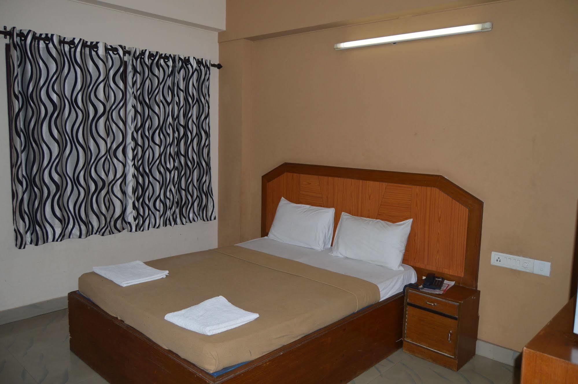 Qik Stay @ S.K. Continental Mysore Εξωτερικό φωτογραφία