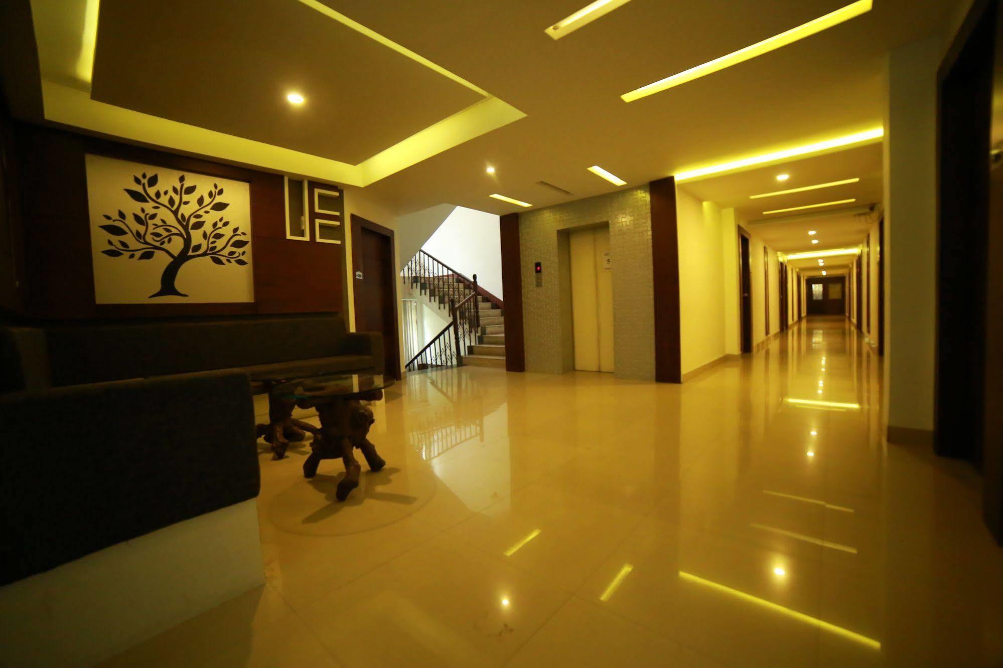 Qik Stay @ S.K. Continental Mysore Εξωτερικό φωτογραφία